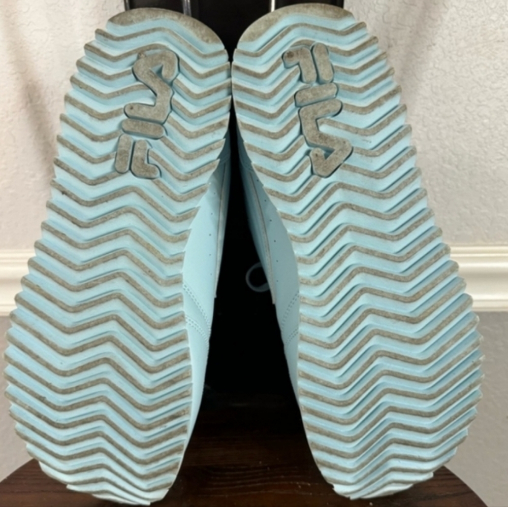 Women's FILA Platform Super Cute Sky Blue Stylish Tennis Shoes - Picture 4 of 5